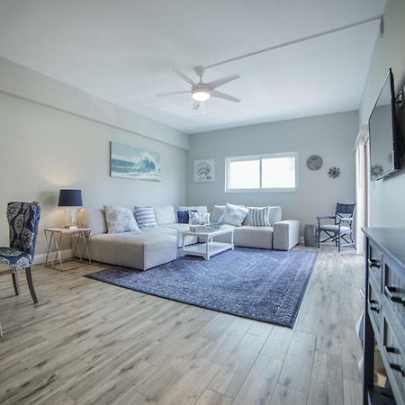 Townhouse At San Remo Apartment Clearwater Beach Exterior photo