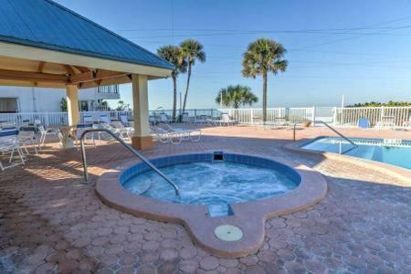 Townhouse At San Remo Apartment Clearwater Beach Exterior photo