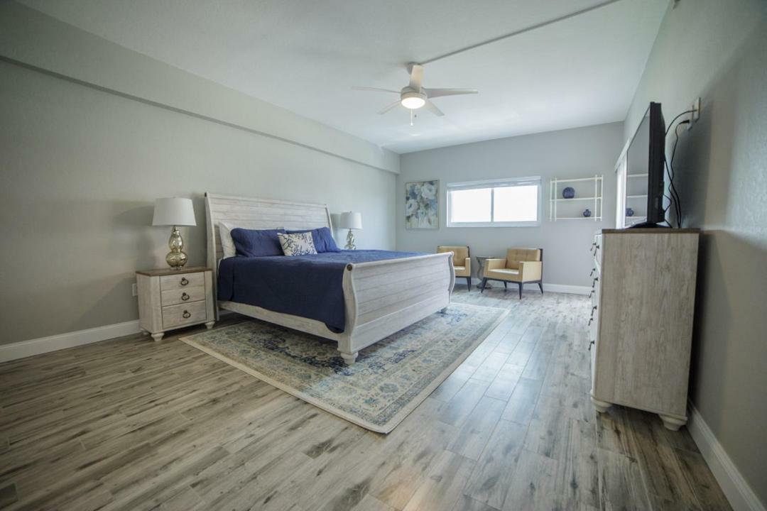 Townhouse At San Remo Apartment Clearwater Beach Exterior photo